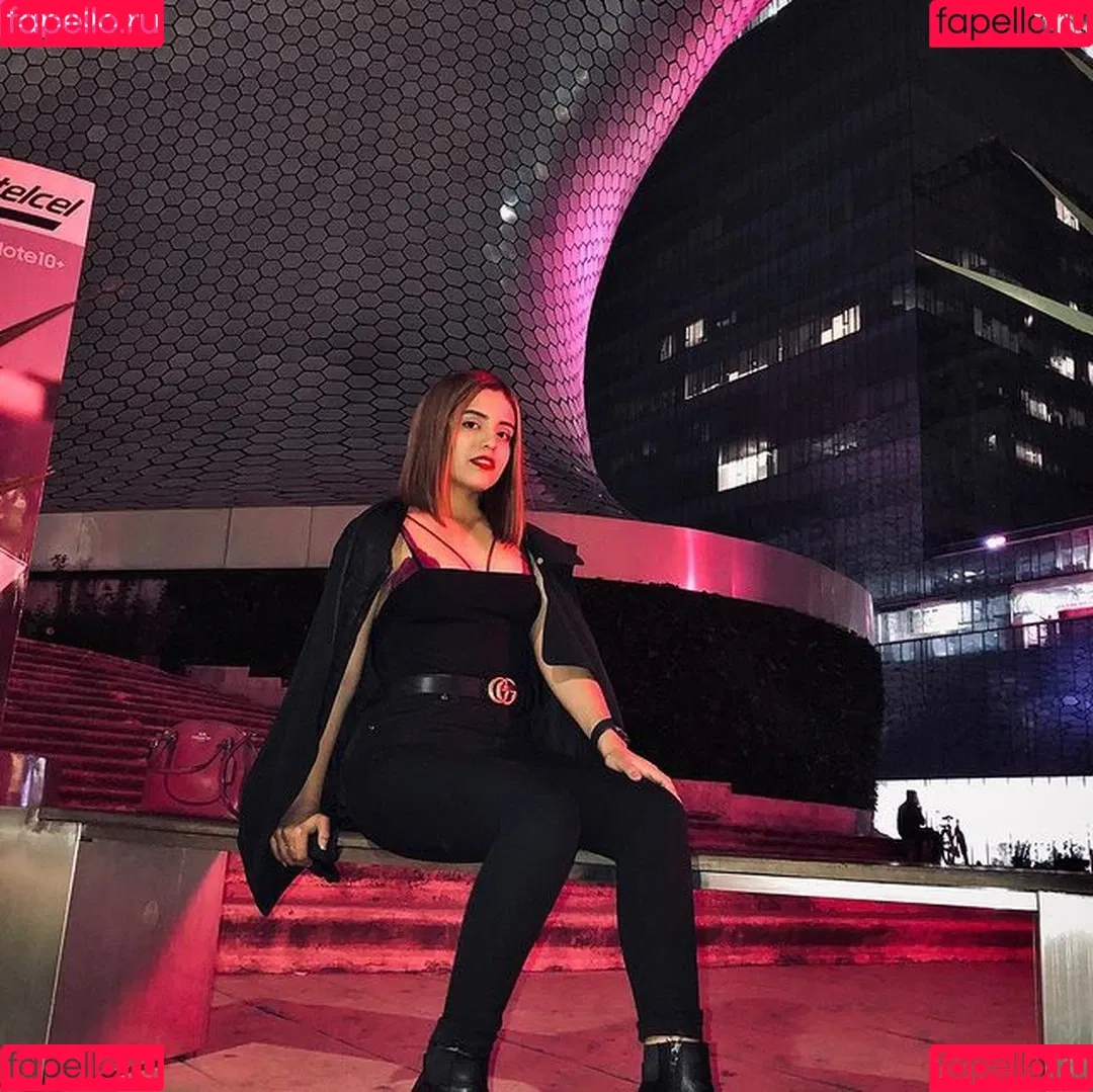 Frida Najera Onlyfans Photo Gallery 