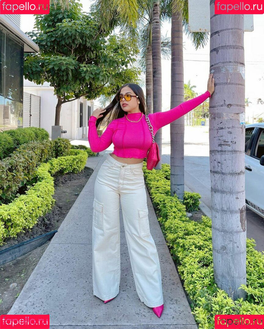 Frida Najera Onlyfans Photo Gallery 