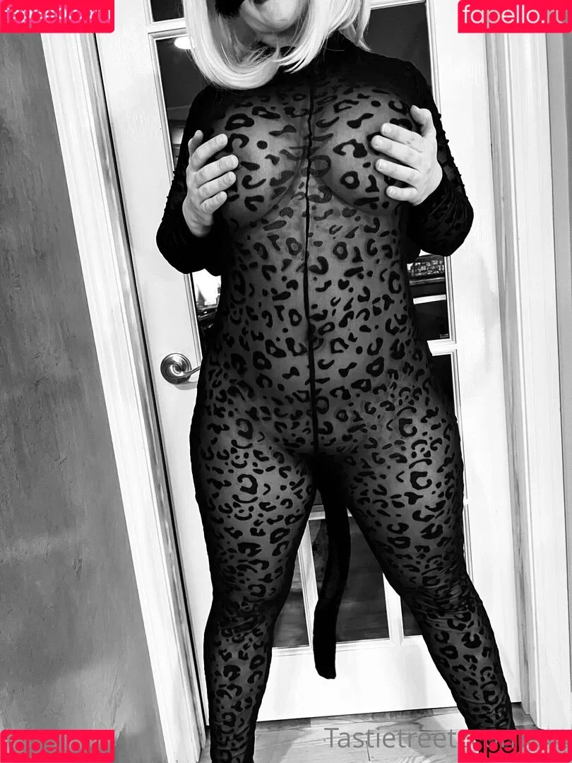 tastietreetz Onlyfans Photo Gallery 