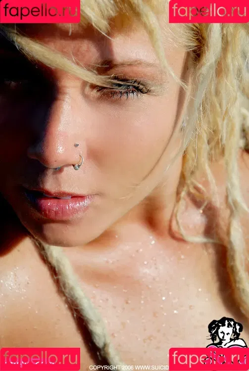 Waikiki Onlyfans Photo Gallery 