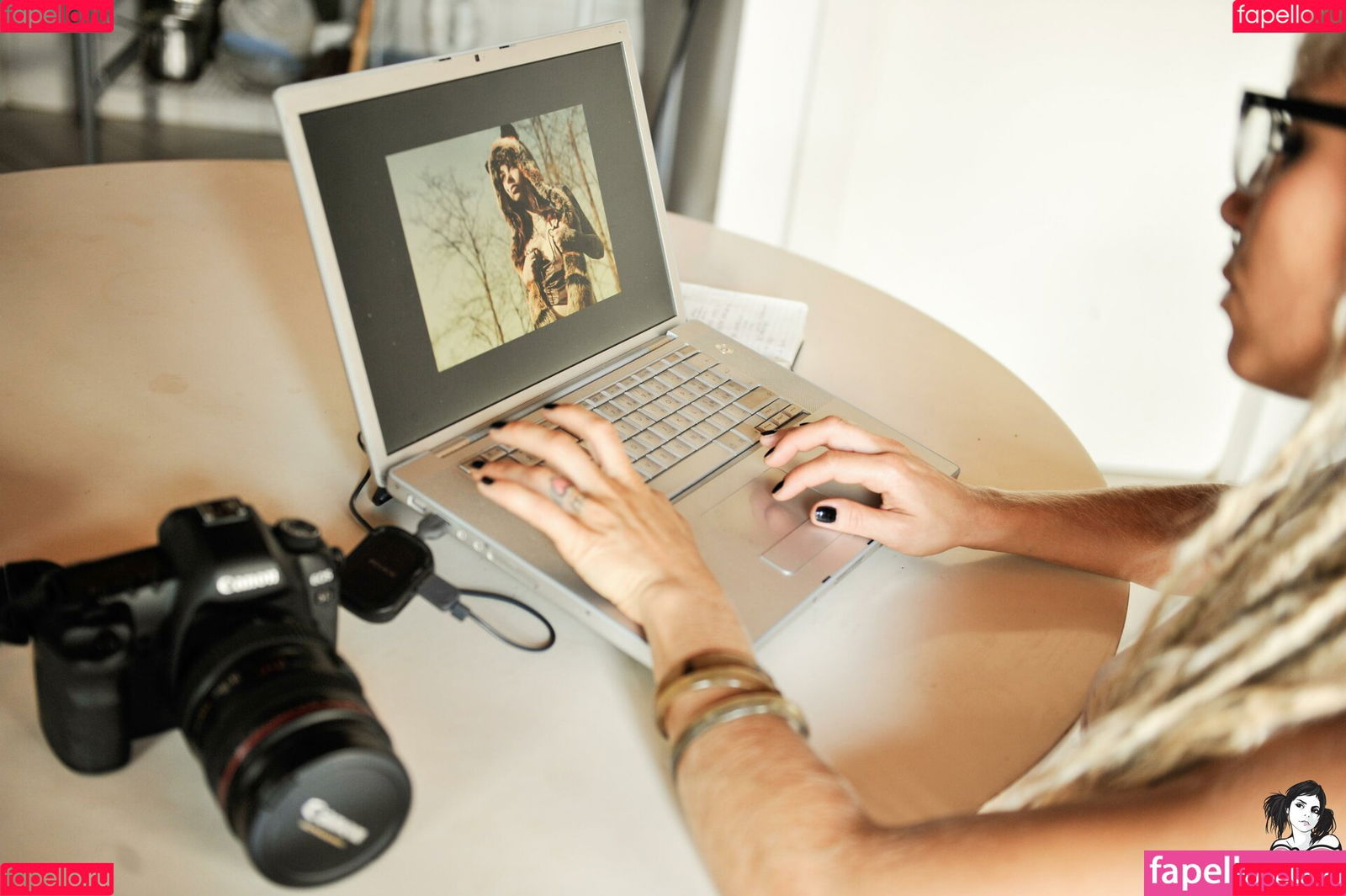 Waikiki Onlyfans Photo Gallery 