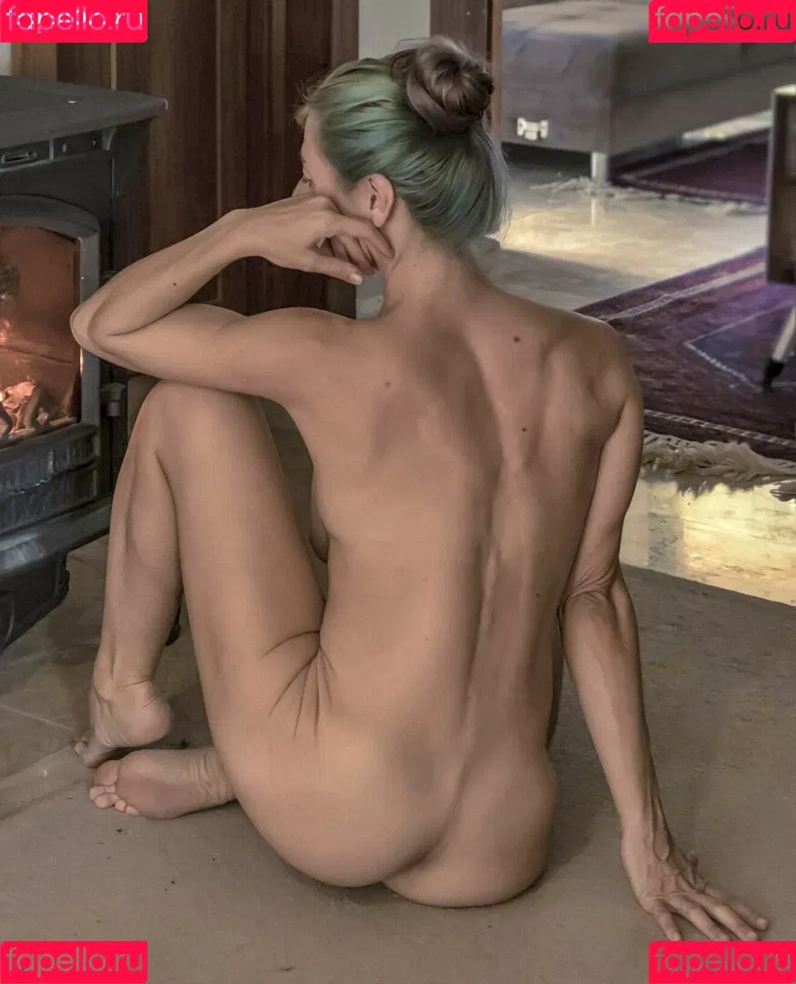 Tunaapari Onlyfans Photo Gallery 