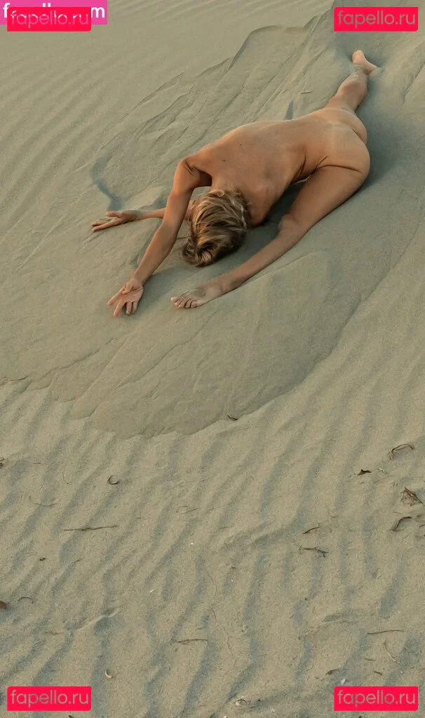 Tunaapari Onlyfans Photo Gallery 