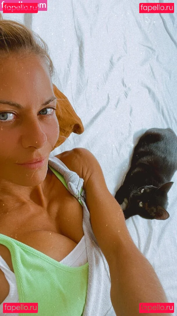 Tunaapari Onlyfans Photo Gallery 