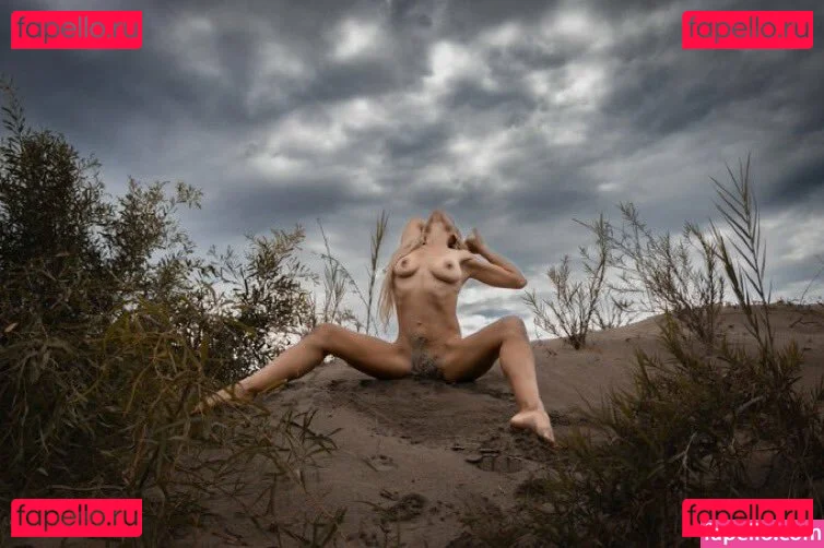 Tunaapari Onlyfans Photo Gallery 