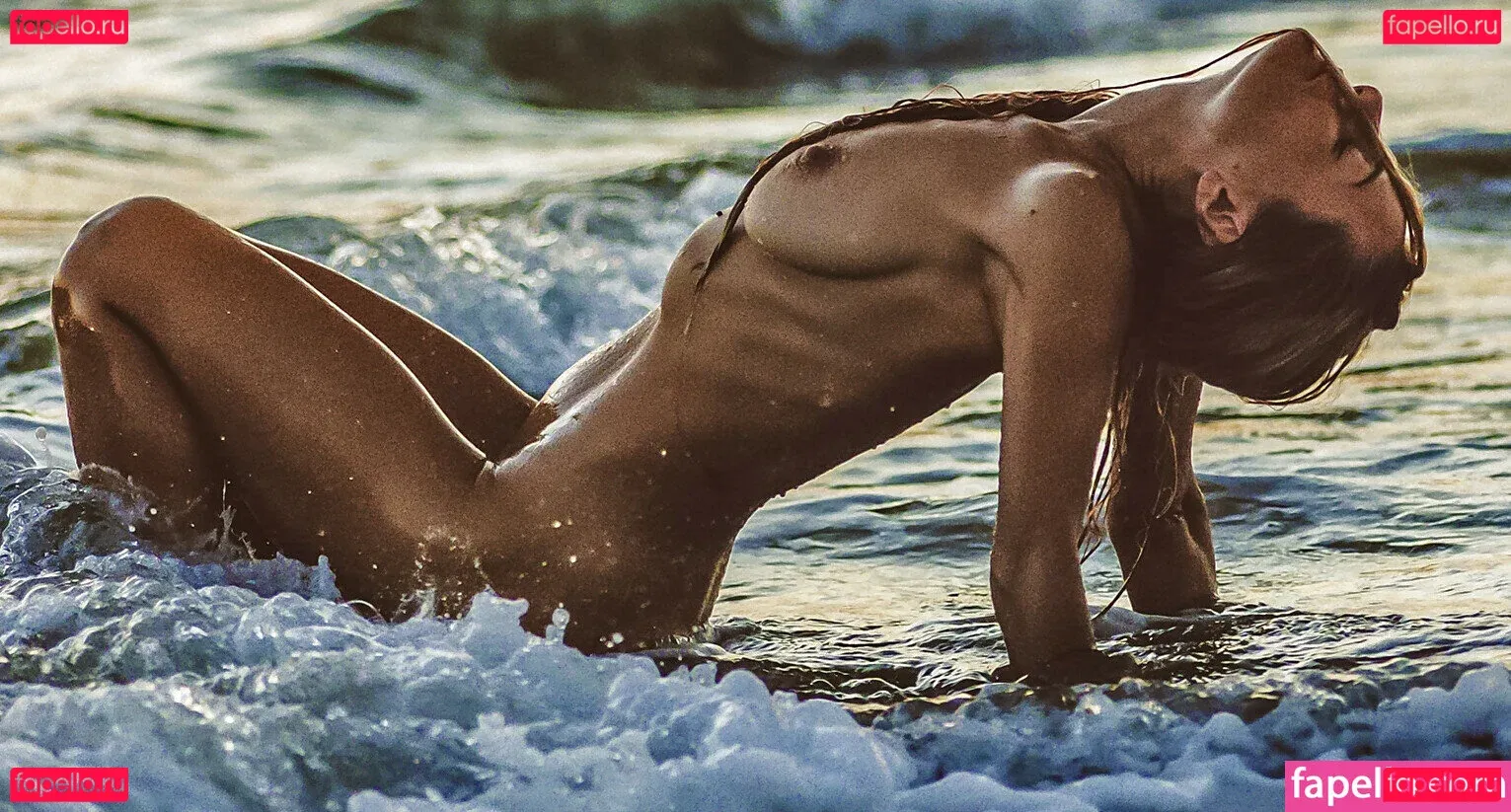 Tunaapari Onlyfans Photo Gallery 