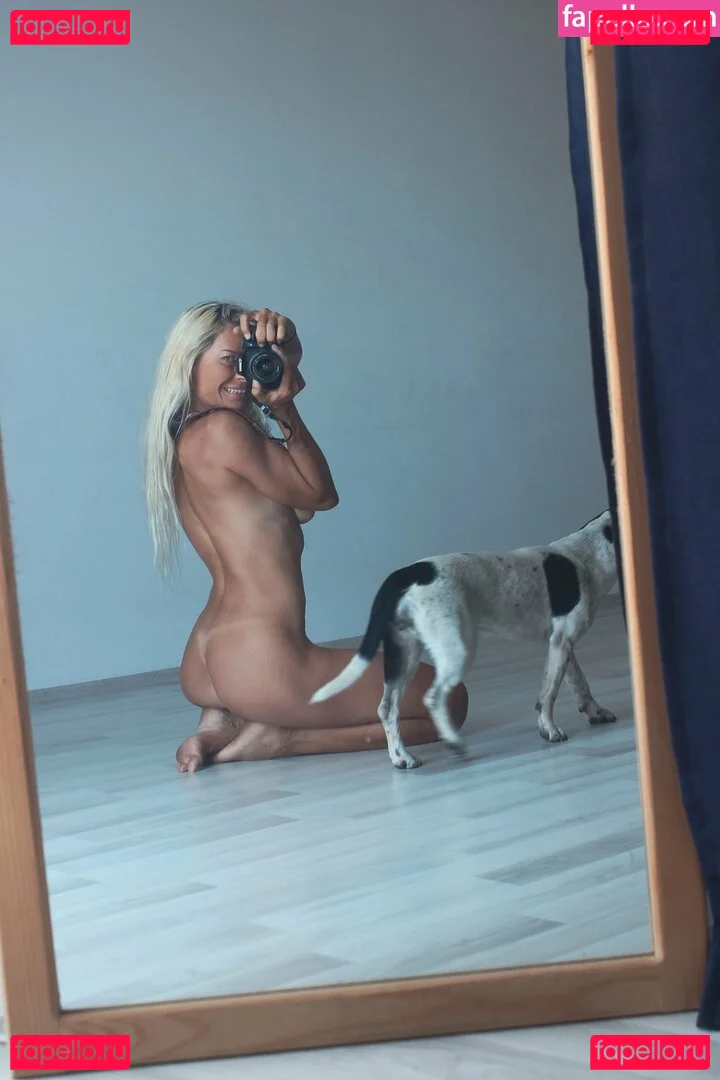 Tunaapari Onlyfans Photo Gallery 