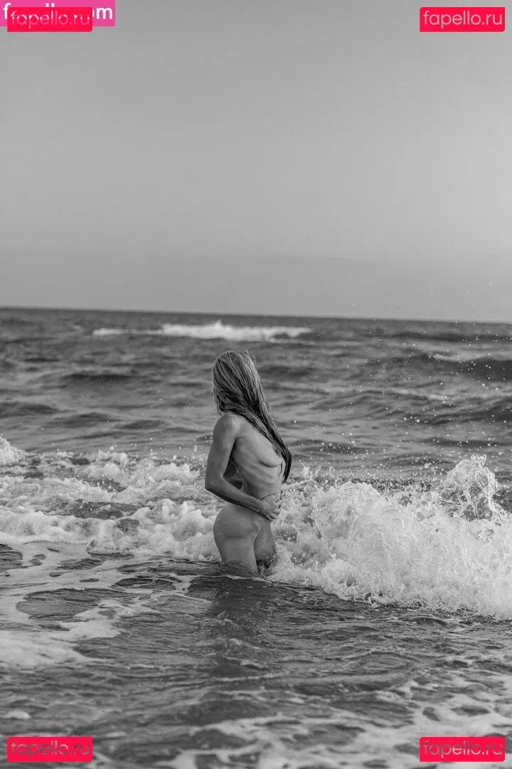 Tunaapari Onlyfans Photo Gallery 