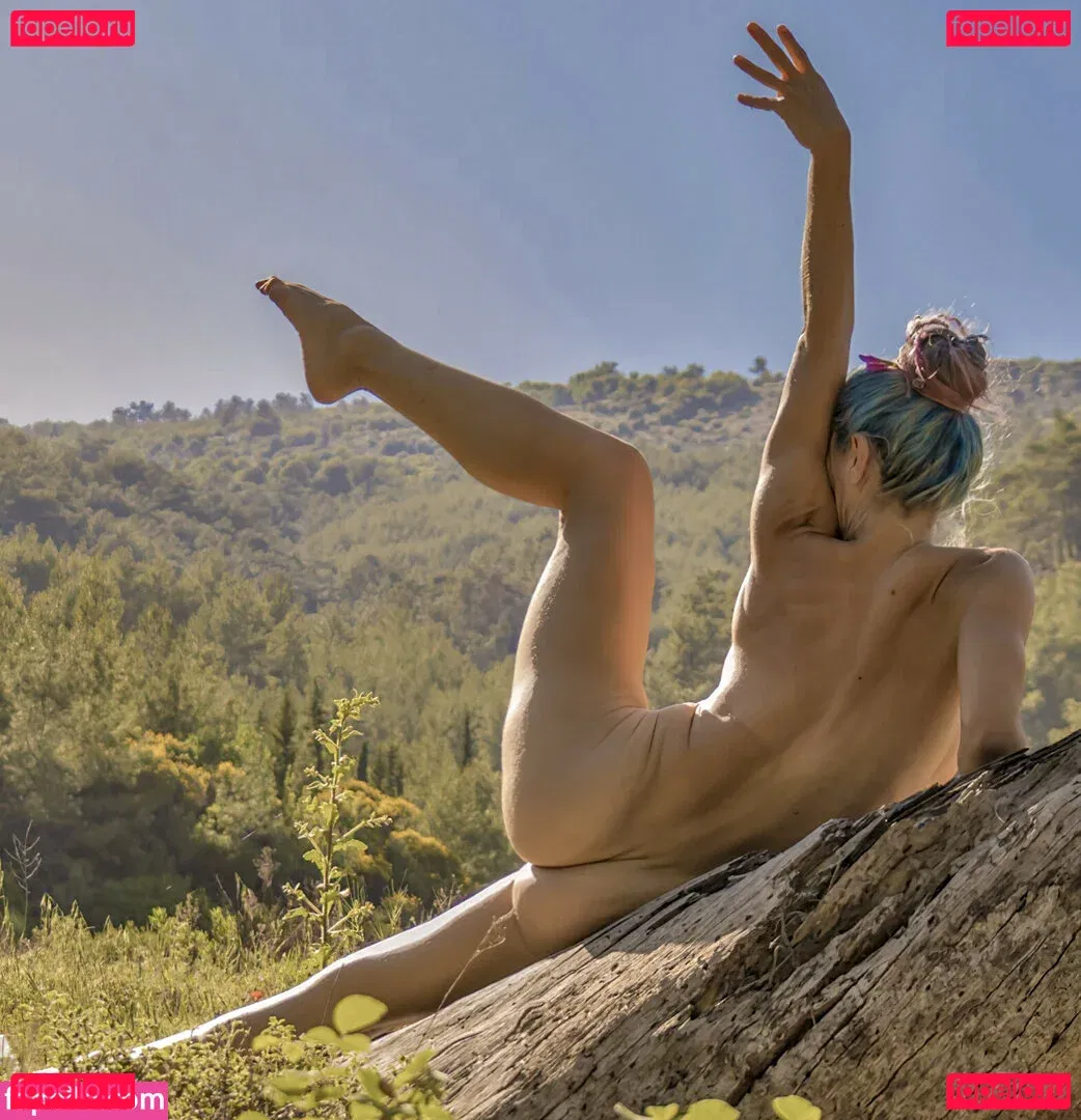 Tunaapari Onlyfans Photo Gallery 