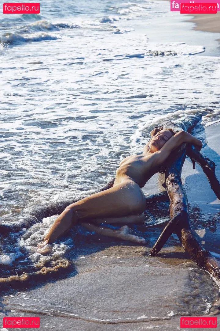 Tunaapari Onlyfans Photo Gallery 