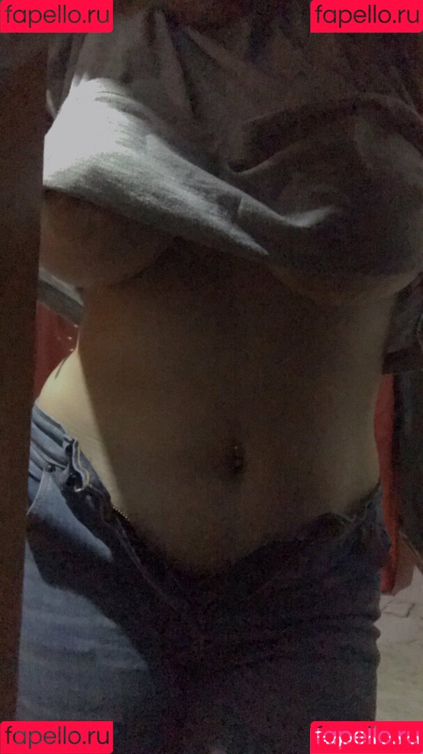 maivallejos Onlyfans Photo Gallery 