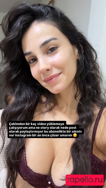 Vahide Bulu Nude Onlyfans Photo 23