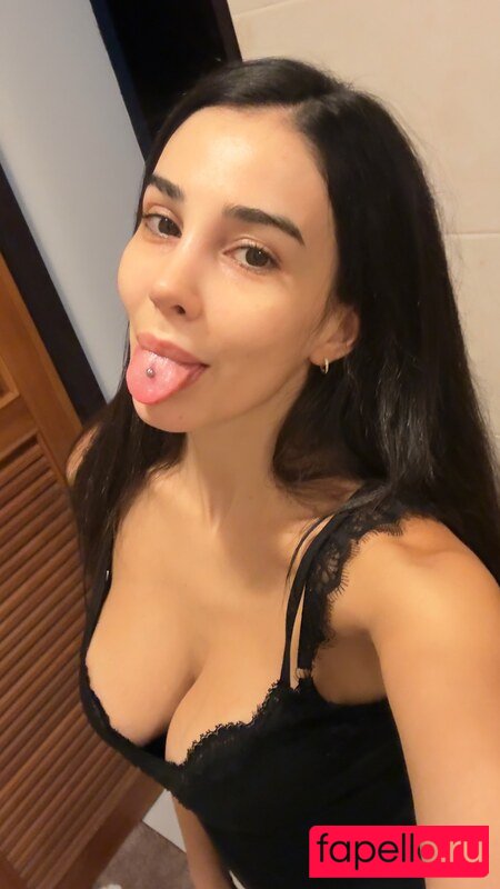 Vahide Bulu Nude Onlyfans Photo 12