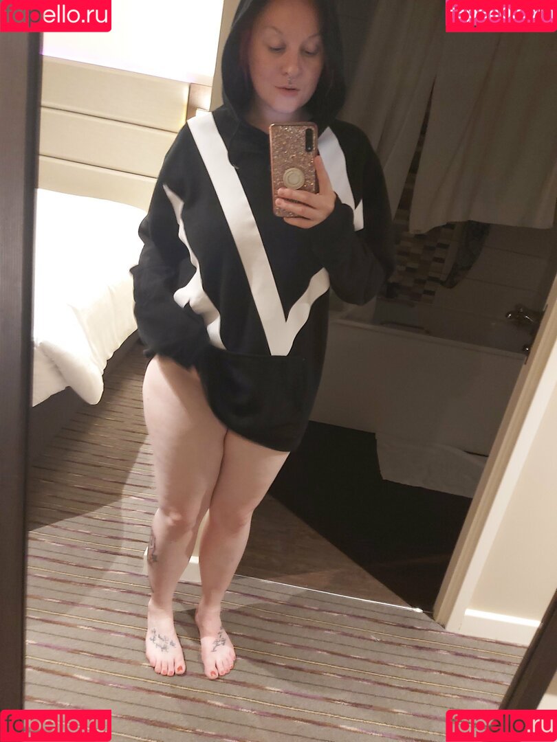 roxystardust Onlyfans Photo Gallery 