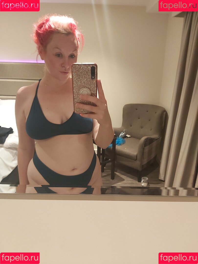 roxystardust Onlyfans Photo Gallery 