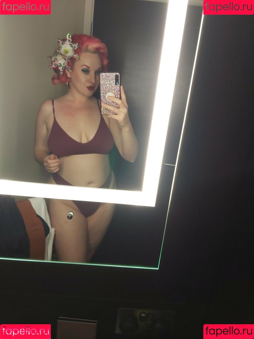 roxystardust Onlyfans Photo Gallery 