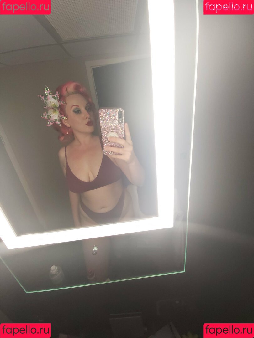 roxystardust Onlyfans Photo Gallery 