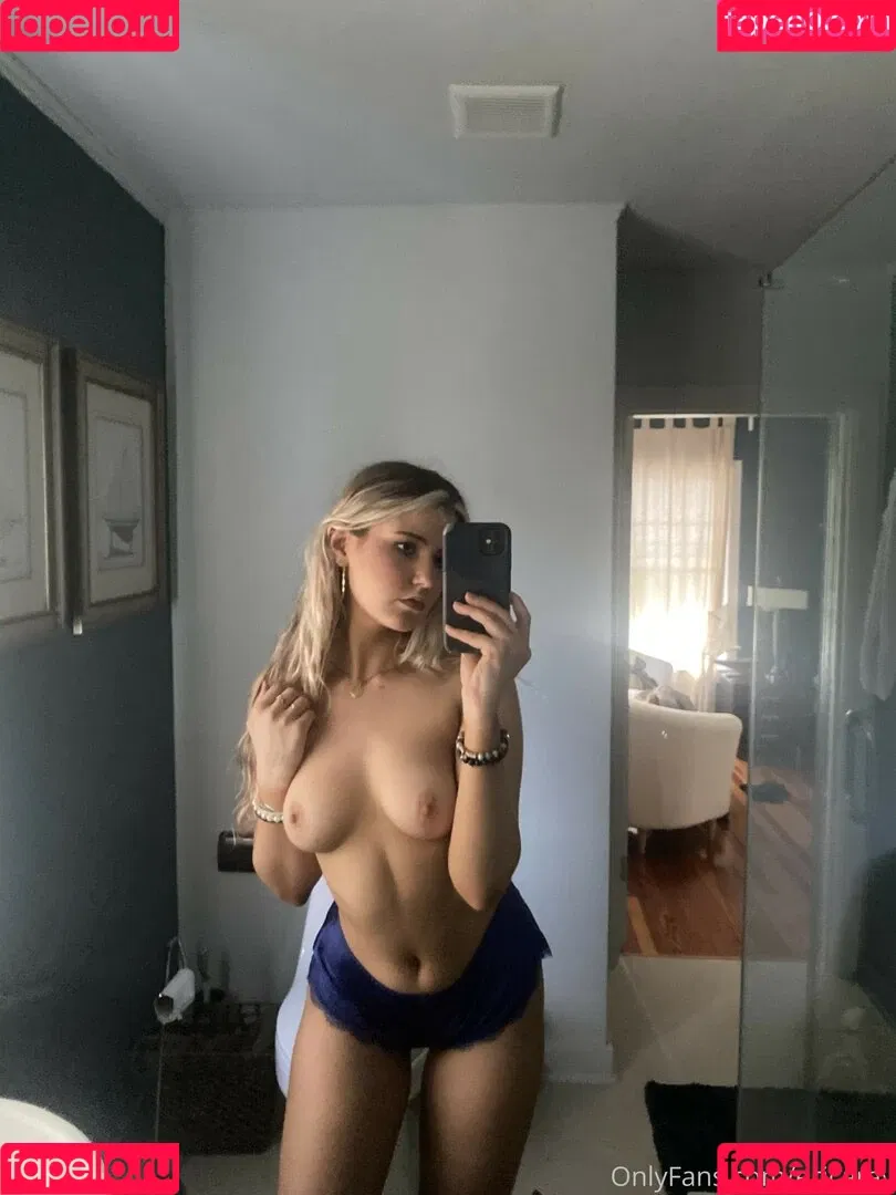 ericaray Onlyfans Photo Gallery 