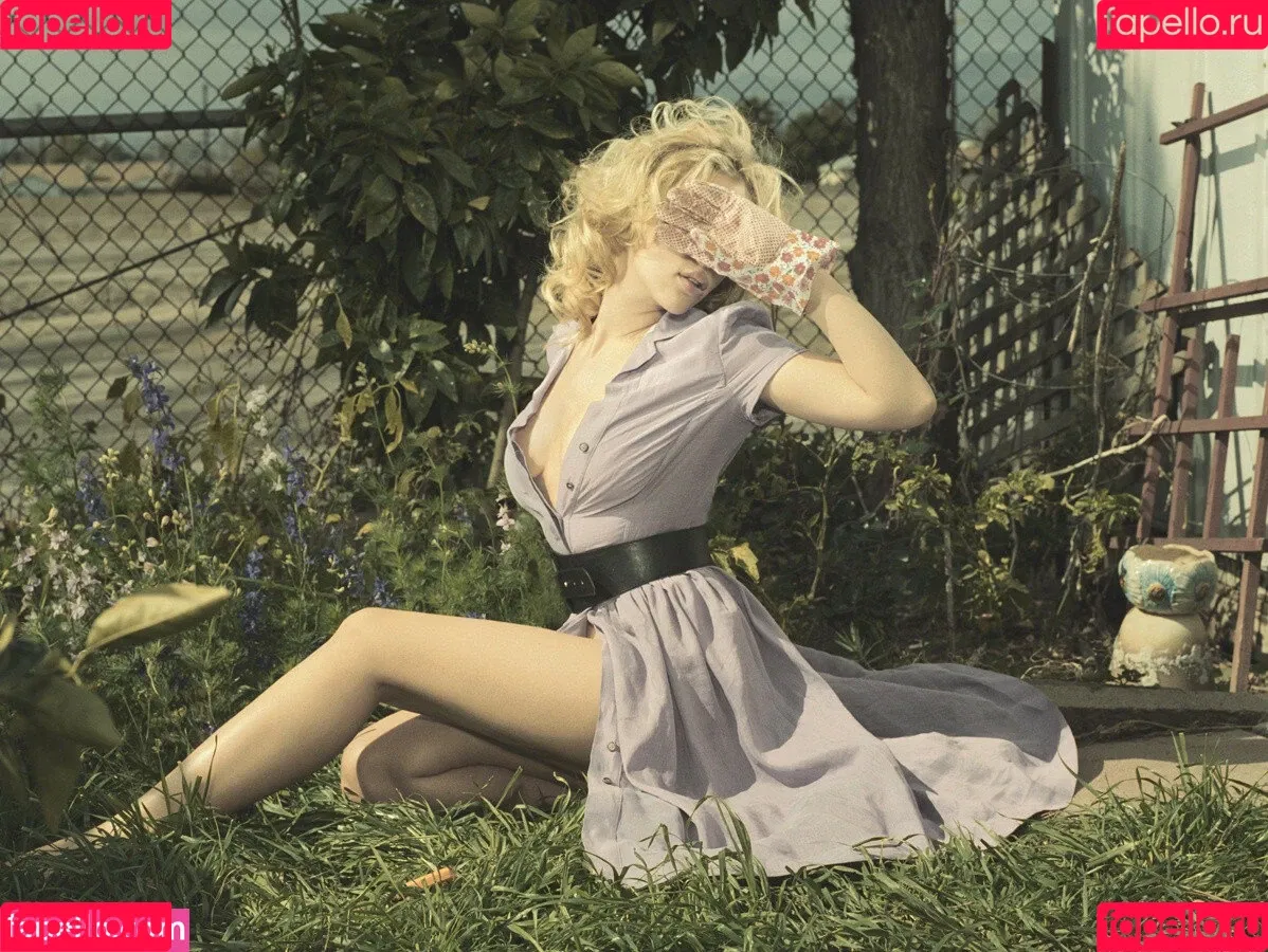 Scarlett Johansson Onlyfans Photo Gallery 
