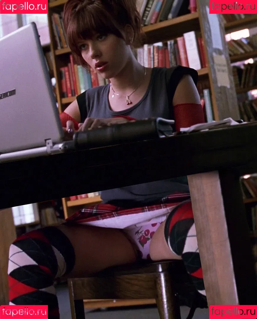 Scarlett Johansson Onlyfans Photo Gallery 
