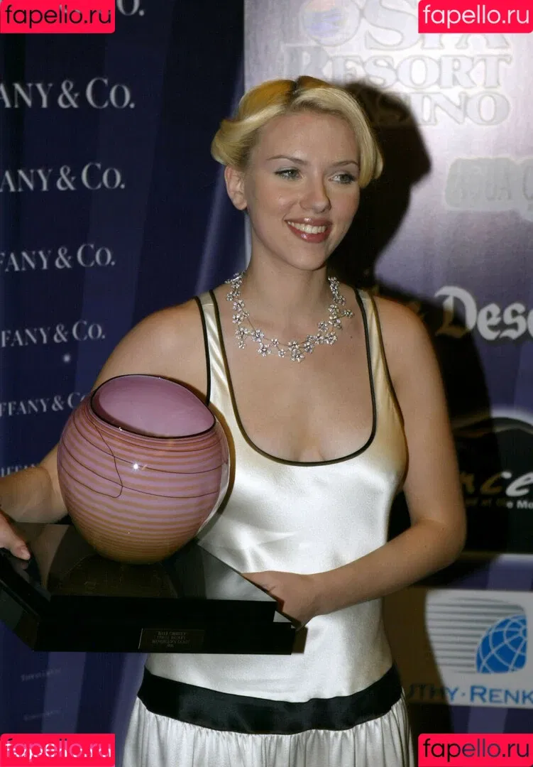 Scarlett Johansson Onlyfans Photo Gallery 