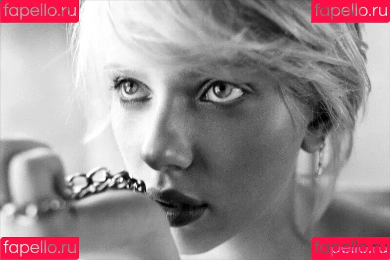 Scarlett Johansson Onlyfans Photo Gallery 