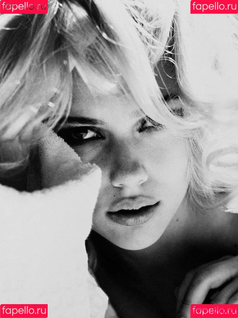 Scarlett Johansson Onlyfans Photo Gallery 