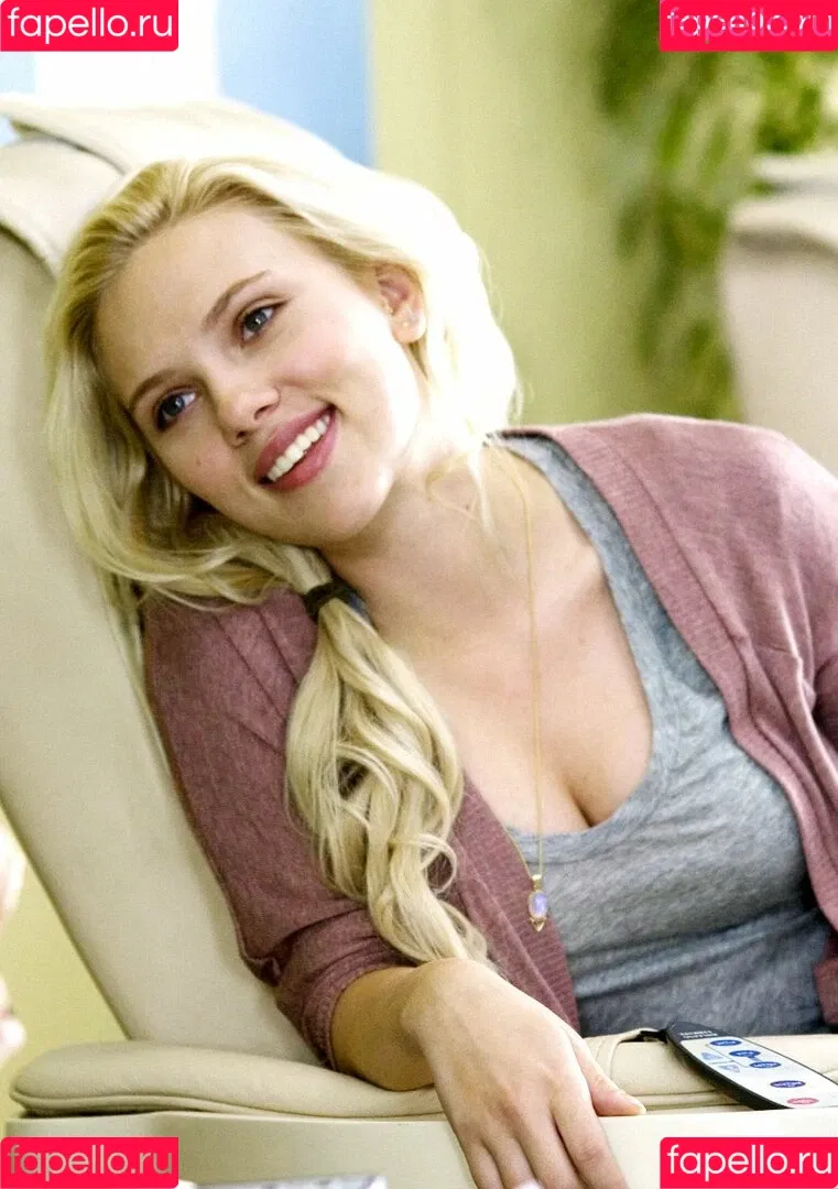 Scarlett Johansson Onlyfans Photo Gallery 