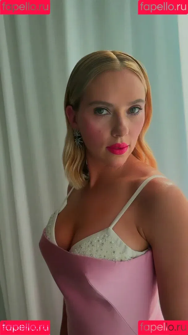 Scarlett Johansson Onlyfans Photo Gallery 