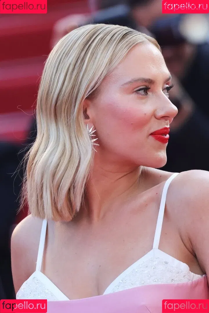 Scarlett Johansson Onlyfans Photo Gallery 