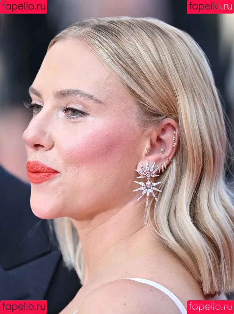 Scarlett Johansson Onlyfans Photo Gallery 
