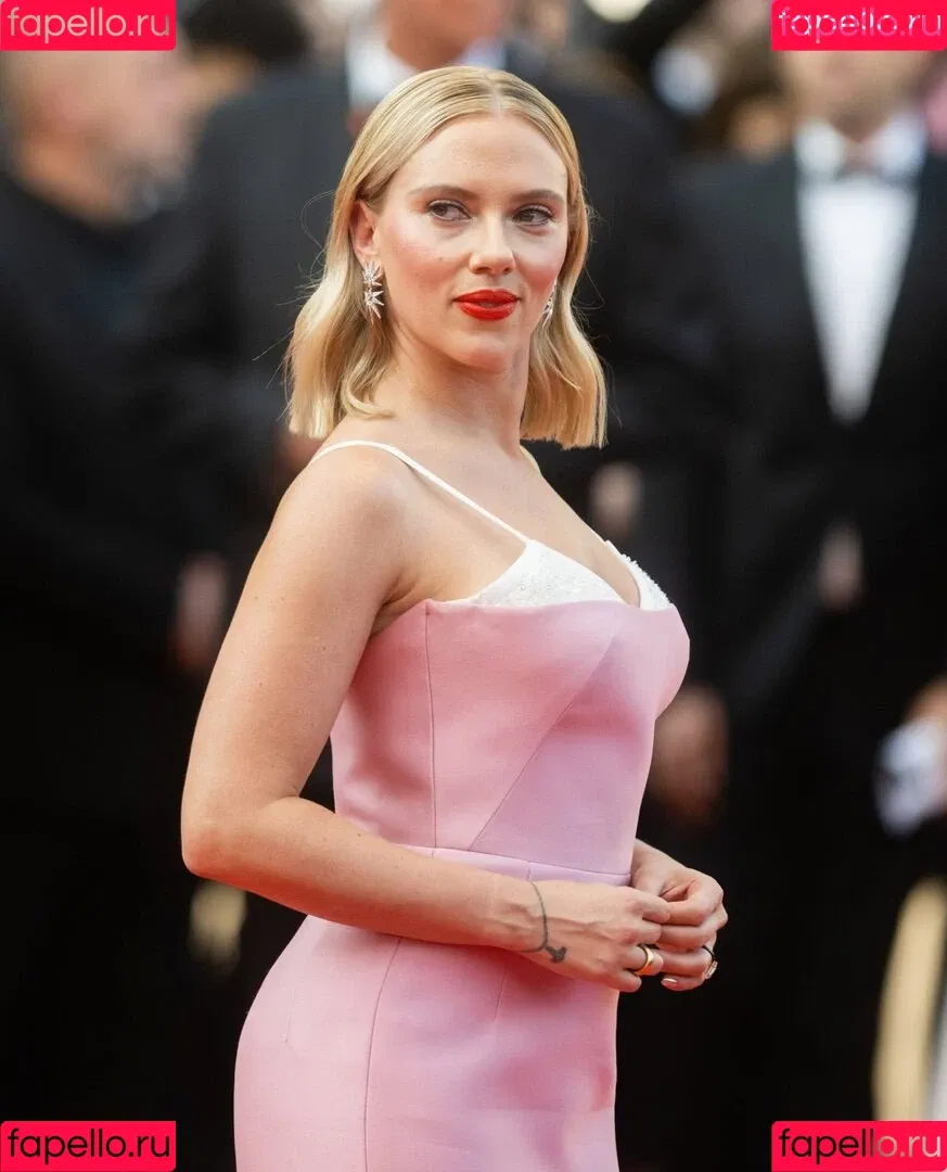 Scarlett Johansson Onlyfans Photo Gallery 