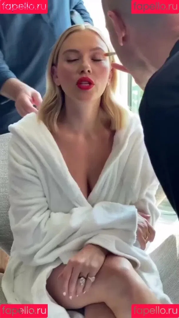Scarlett Johansson Onlyfans Photo Gallery 