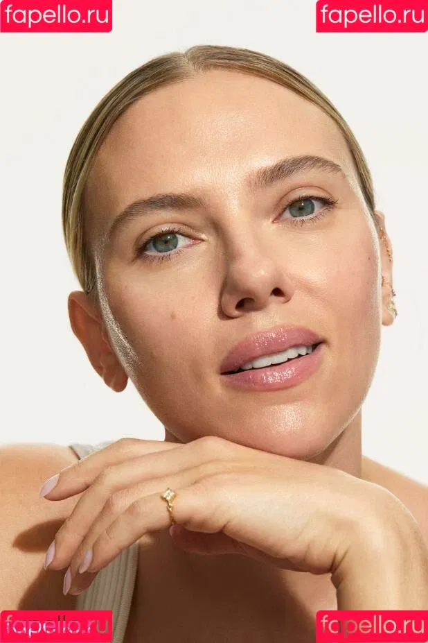 Scarlett Johansson Onlyfans Photo Gallery 