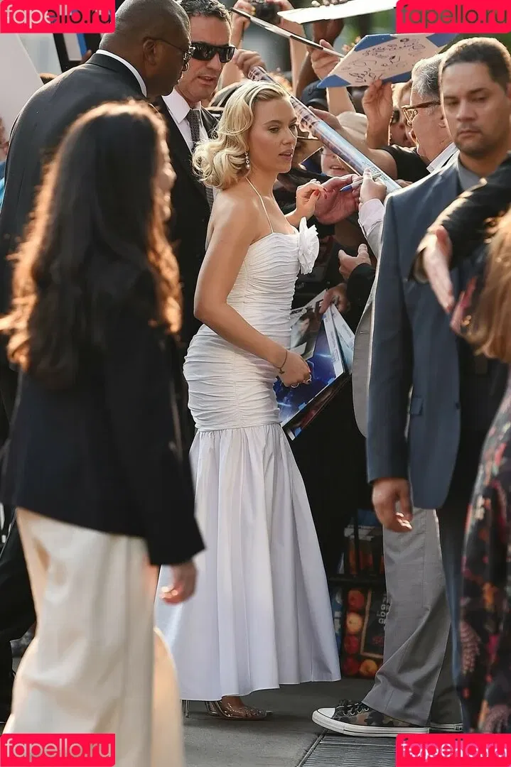Scarlett Johansson Onlyfans Photo Gallery 