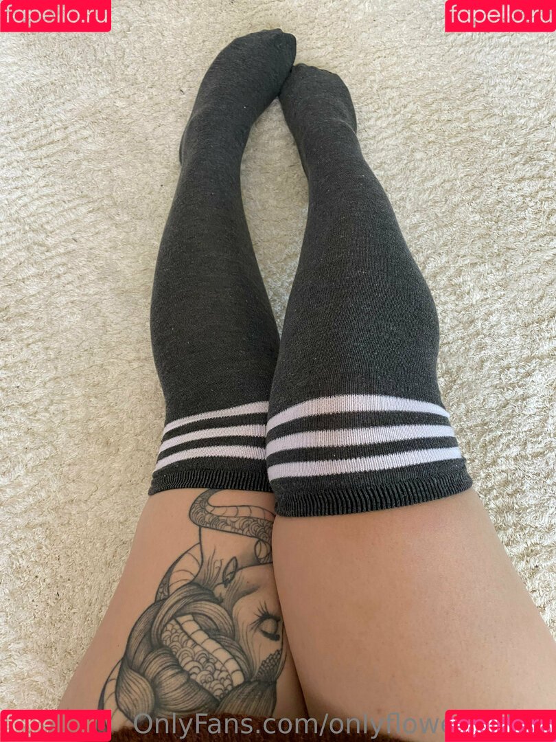 onlyflowersinhell Onlyfans Photo Gallery 