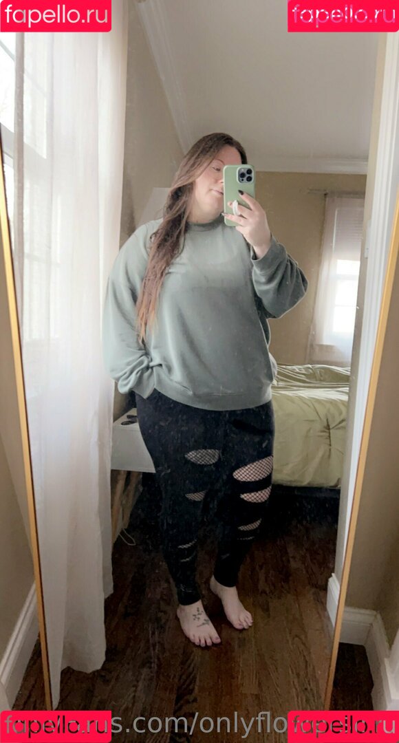 onlyflowersinhell Onlyfans Photo Gallery 