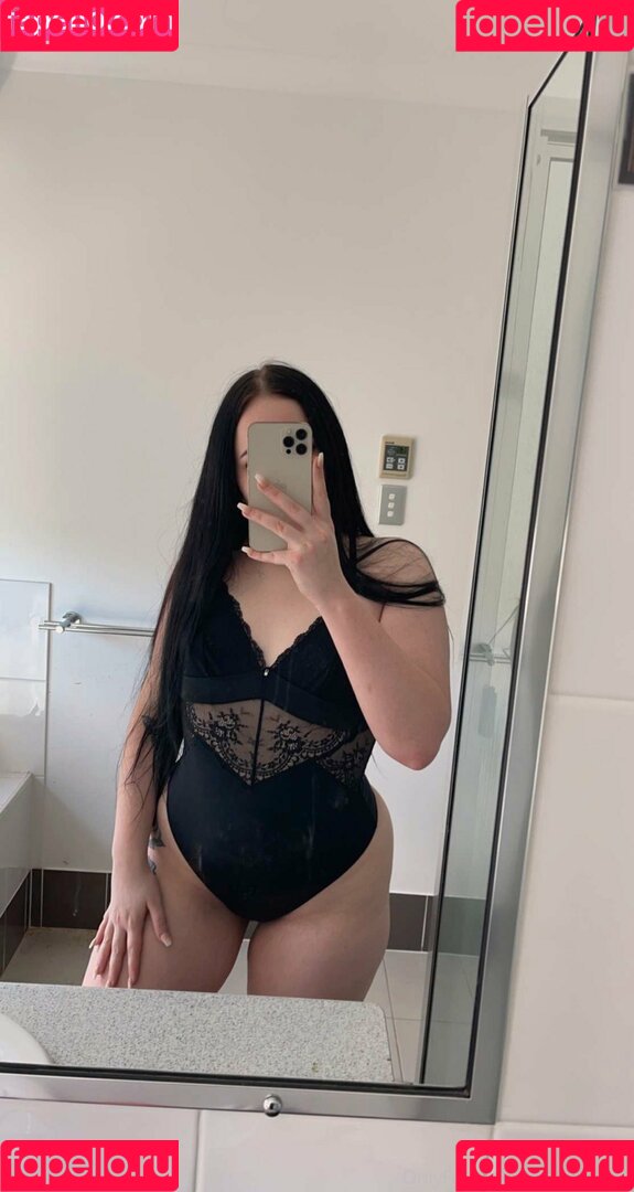 itsyagirlpaz Onlyfans Photo Gallery 