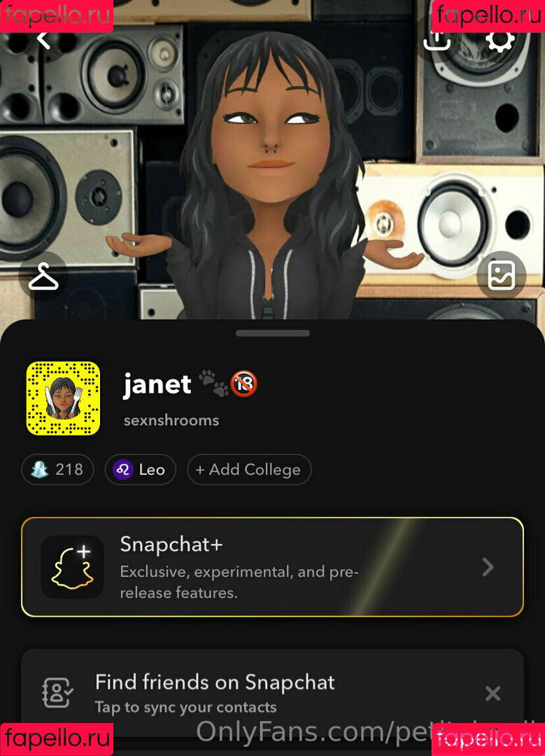 petitchepii Onlyfans Photo Gallery 