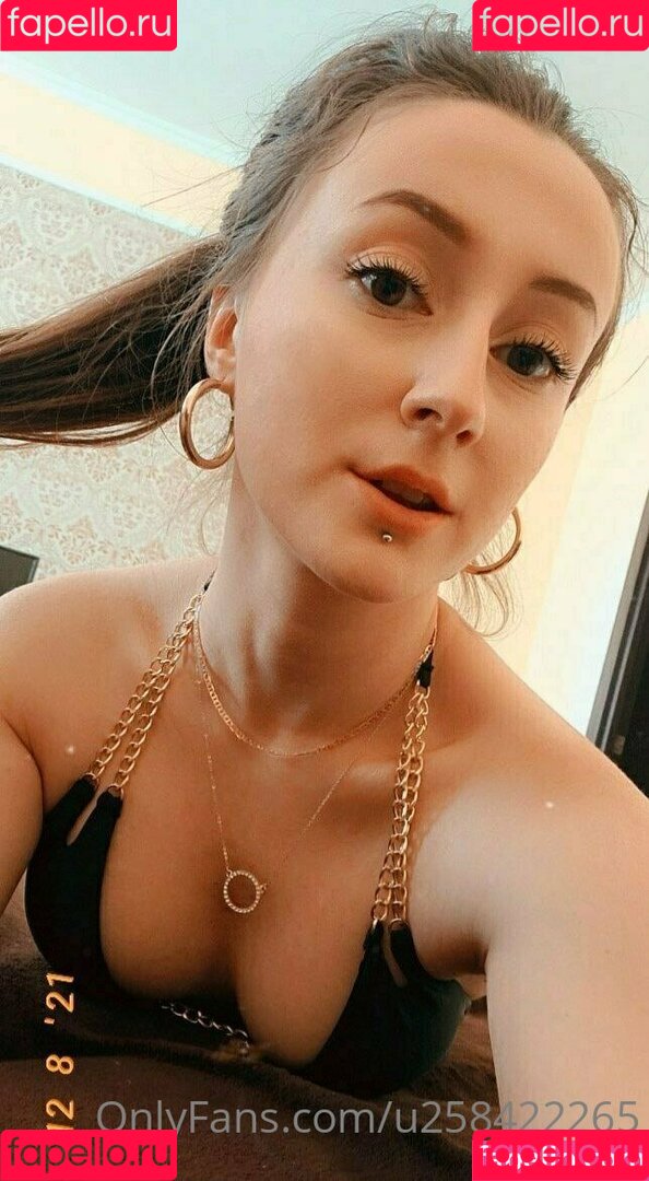 u258422265 Onlyfans Photo Gallery 