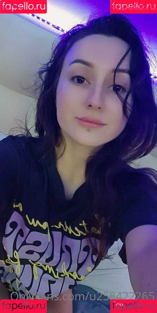 u258422265 Onlyfans Photo Gallery 