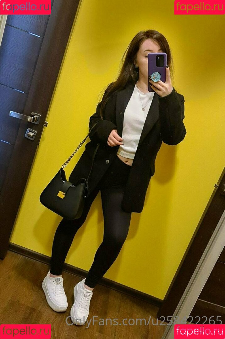 u258422265 Onlyfans Photo Gallery 