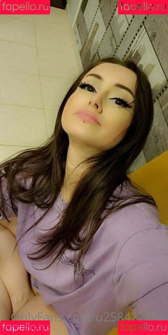 u258422265 Onlyfans Photo Gallery 