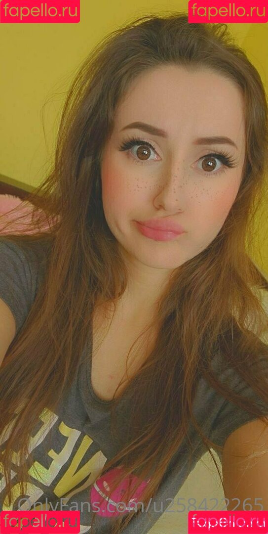 u258422265 Onlyfans Photo Gallery 