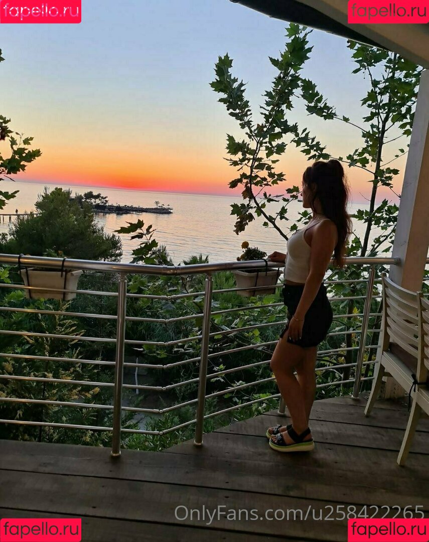 u258422265 Onlyfans Photo Gallery 