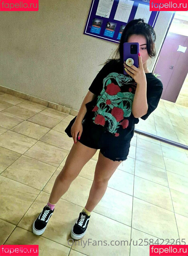 u258422265 Onlyfans Photo Gallery 