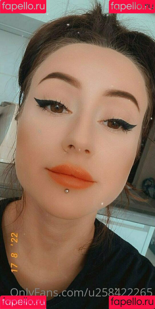 u258422265 Onlyfans Photo Gallery 