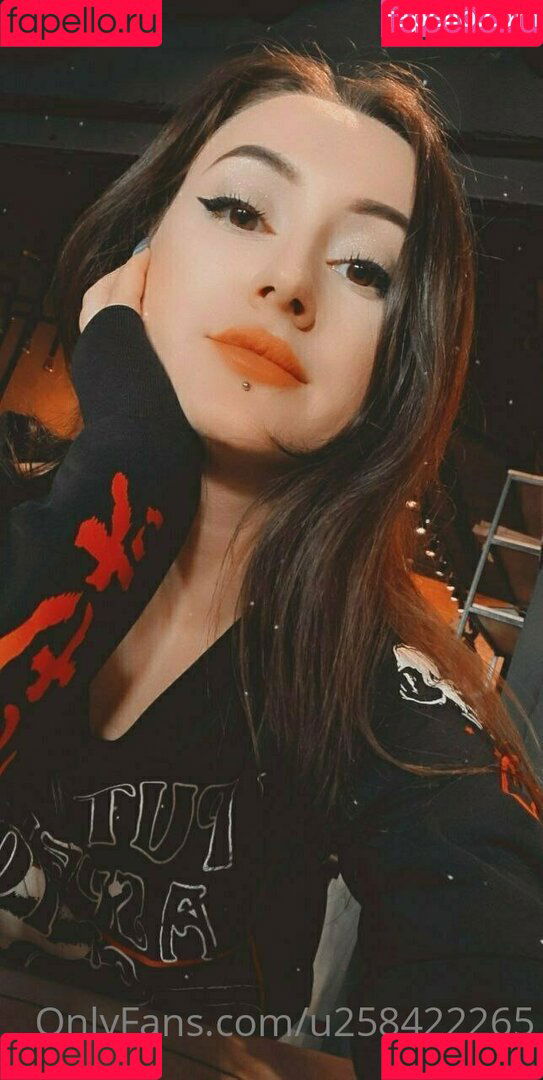 u258422265 Onlyfans Photo Gallery 