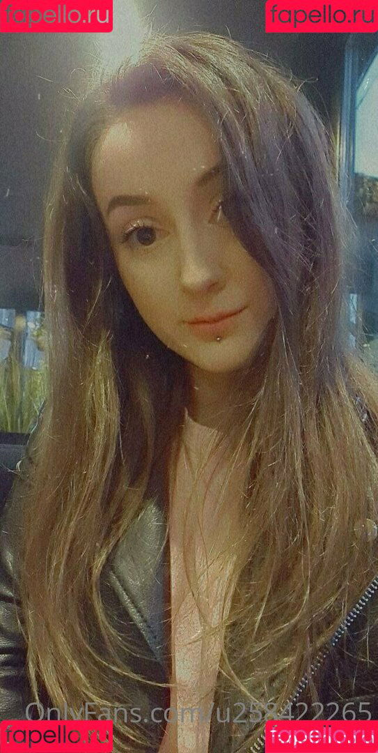 u258422265 Onlyfans Photo Gallery 