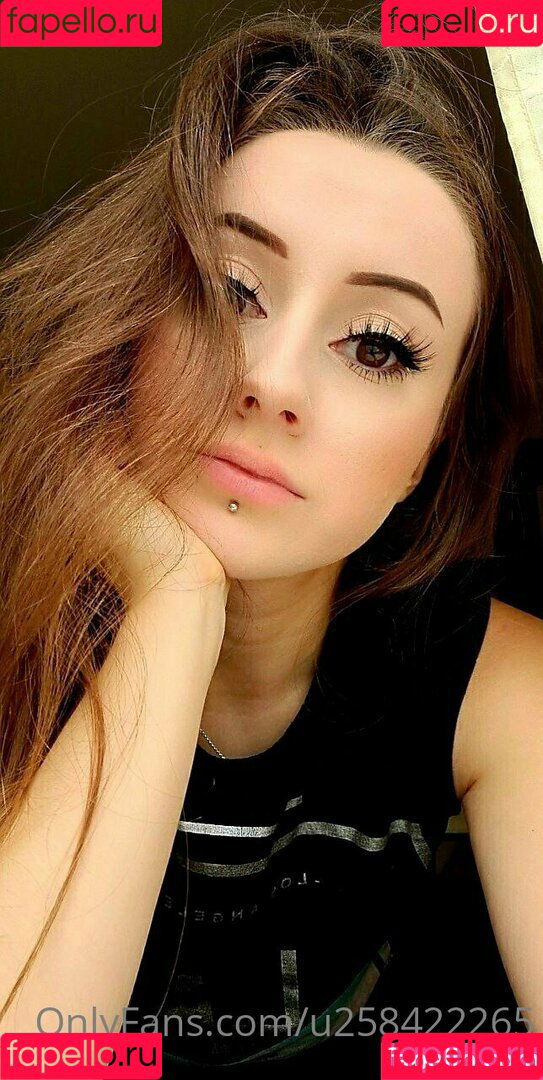 u258422265 Onlyfans Photo Gallery 